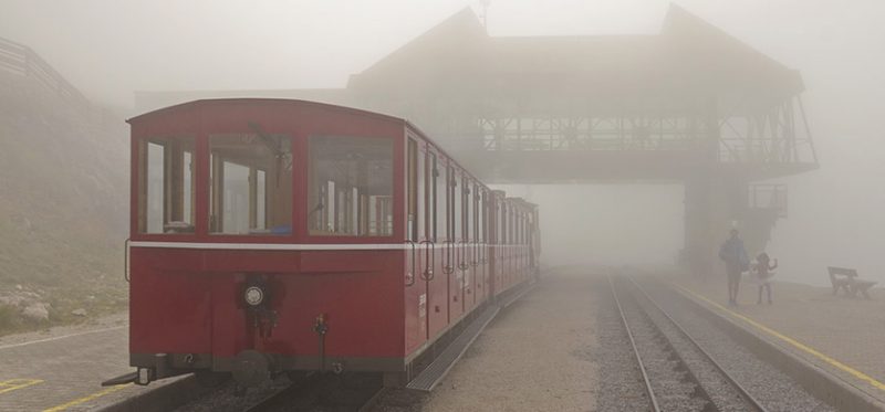 Австрия: Шафбергбан – поезд в туман