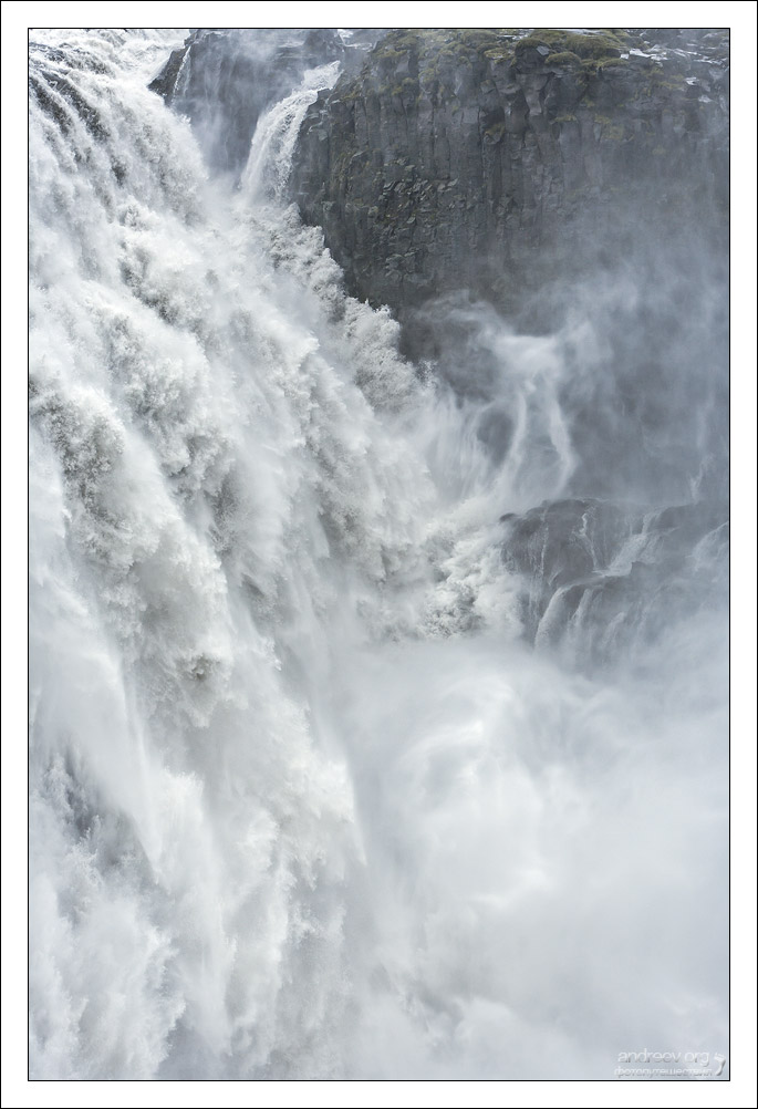 Исландия: мощь Европы - Деттифосс. Фоторепортаж водопада, конечно, Деттифоссу, Исландии, Деттифосса, Деттифосс, метров, водопад, сначала, берег, каньона, дороги, север, стороны, назад, стороне, потом, всего, каньон, цветовой
