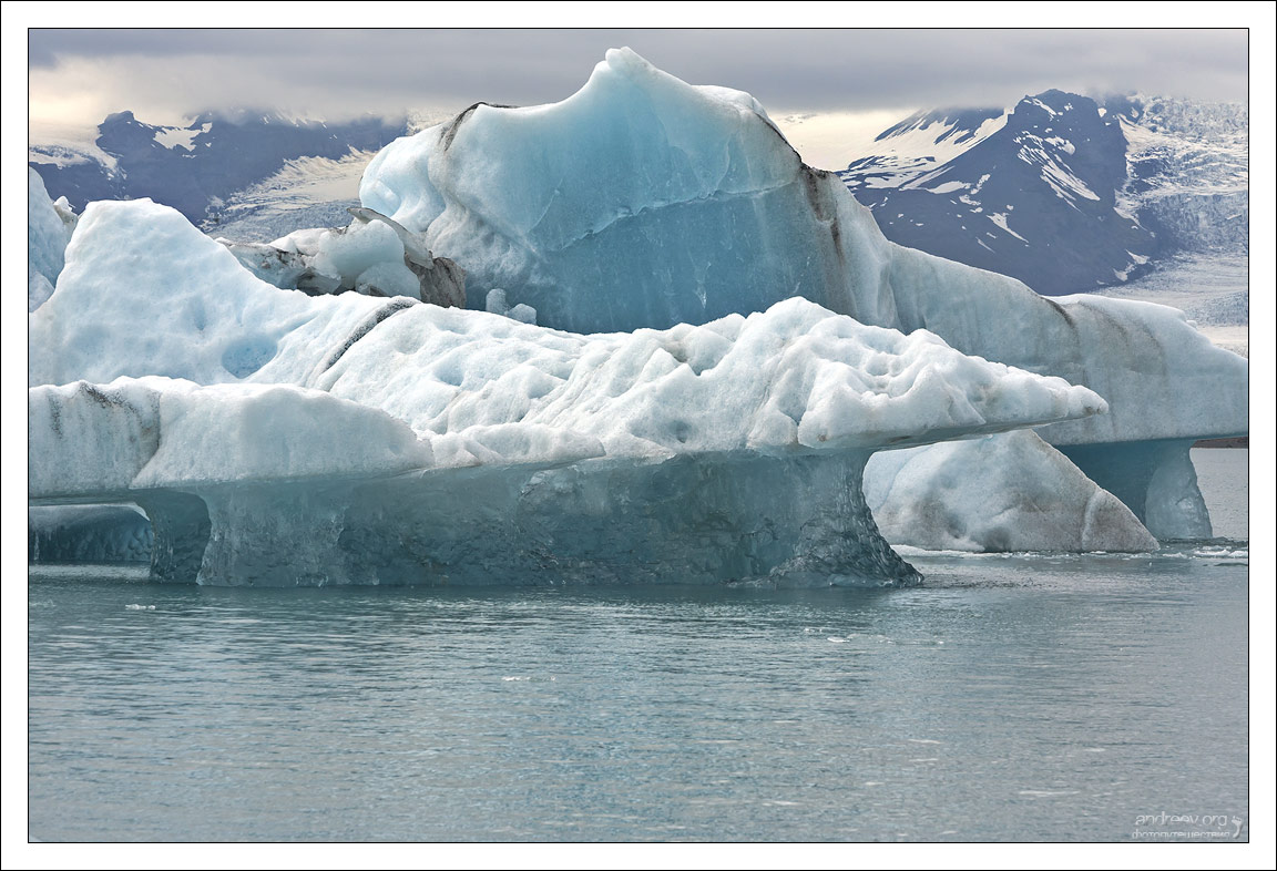 Исландия: там, где лёд. Фоторепортаж Лагуна, ледника, лагуна, айсберги, метров, которая, большая, айсберг, водой, берег, птицы, Исландии, всегда, Йёкюльсаурлоун, крачки, полярные, Jökulsárlón, craft, самая, воздуха