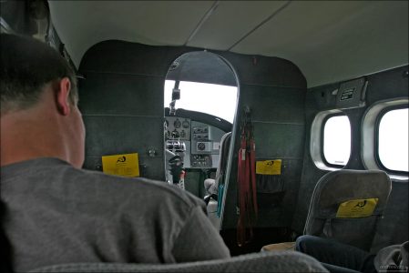 В салоне гидроплана.