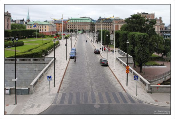 Часть Северного моста Norrbro около Королевского дворца.