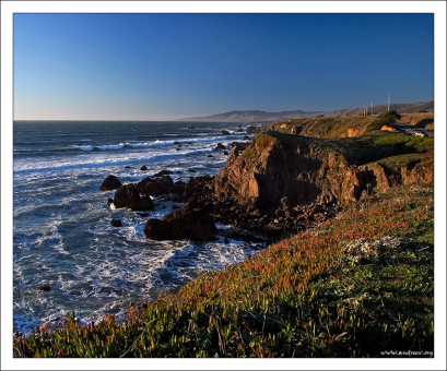 Скалы калифорнийского берега.