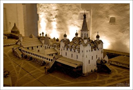 Макет монастыря в ризнице.