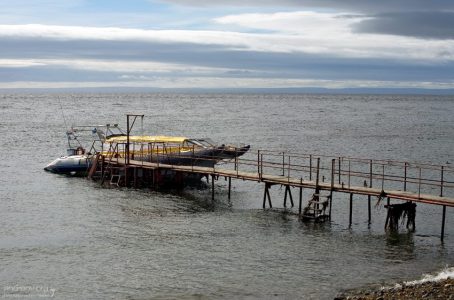 "Зодиак", на котором мы приплыли на остров.