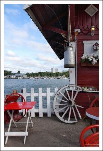 Антураж кафе "Регата".