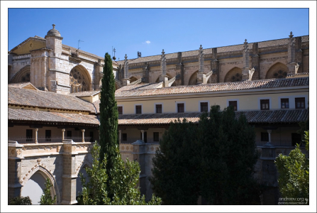Внутренний дворик Толедского собора (Cloister).