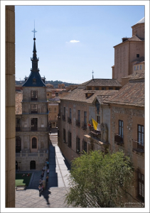 Вид на площадь с высоты Толедского собора.