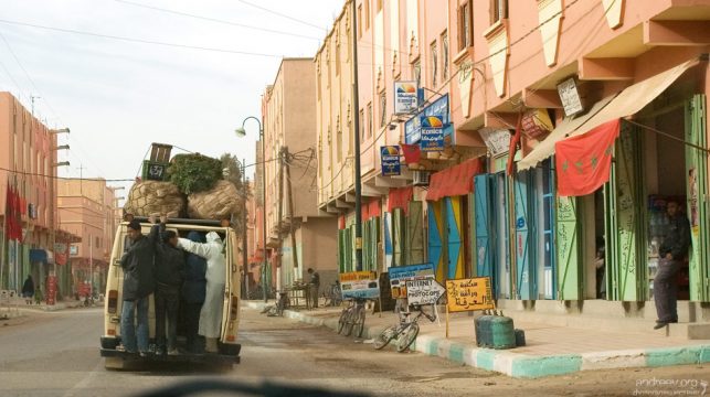 Общественный транспорт в Эрфуде.