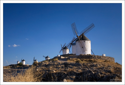 Работать по прямому назначению эти мельницы перестали в начале 80-х прошлого века.