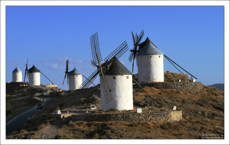 Самая старая из мельниц построена в XVIII веке.