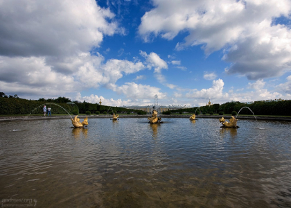 Золотые рыбы Нептуна. Верхний парк Петергофа.