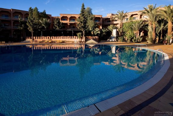 Территория гостиницы “Le Belere Hotel" в городе Варзазат.