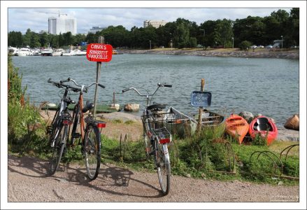 Аренда лодок на берегу залива Seurasaarenselkä.
