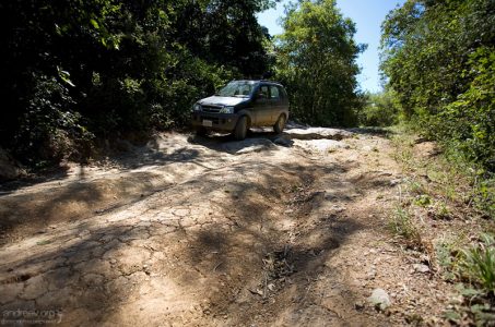 Нелегкая дорога к пляжу Naranjo.