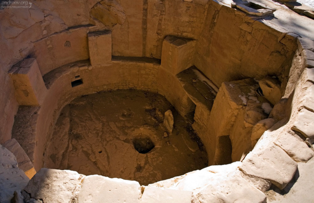 Церемониальная кива без крыши.