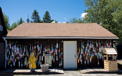 Сувенирные буйки от лобстерных ловушек (lobster trap buoys).