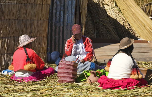 Местным жителям не чужды блага цивилизации.