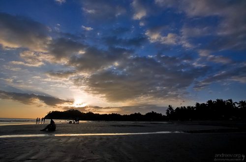Закат на пляже в Самаре.