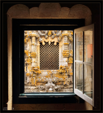 Окно в окне.