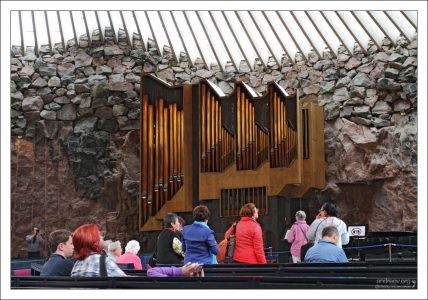 В органе церкви Temppeliaukion kirkko 3001 труба.