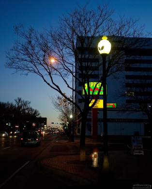 Фонарь, улица... гидрант. Розуэлл.