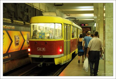 «Комсомольская» - станция Волгоградского метротрама.