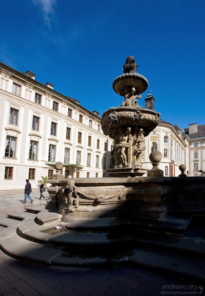 Леопольдов фонтан (Кохлов), 17-й век, во Втором дворе Града.