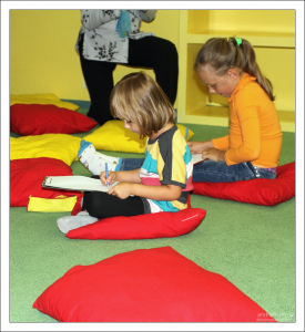 Дети рисуют Смешариков. Студия компьютерной анимации “Петербург".