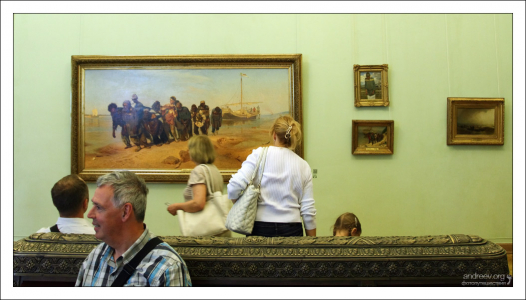 Зал 33, где представлены картины И. Е. Репина. Государственный Русский музей.