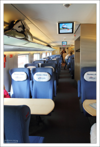 Пассажирский салон высокоскоростного поезда Сапсан.