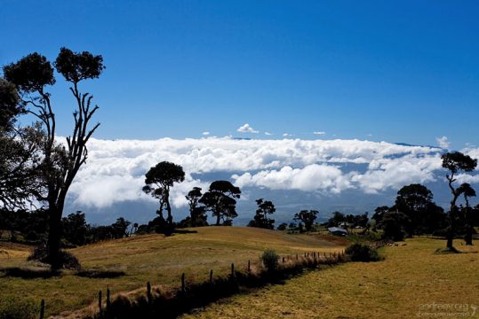 Дорога в национальный парк Irazu, Коста-Рика.