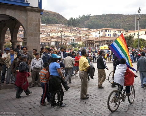 Протестующие перуанцы.
