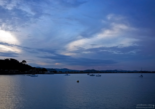 Сумерки над Панамским заливом.
