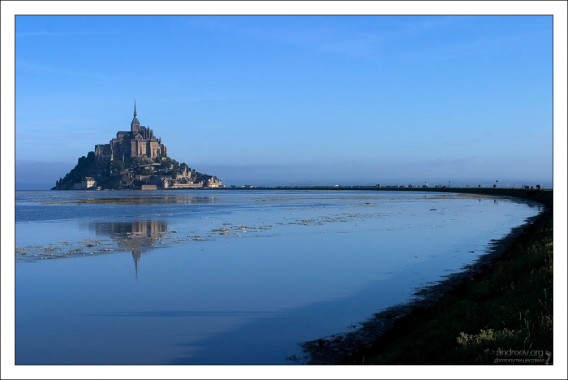 Аббатство на закате.