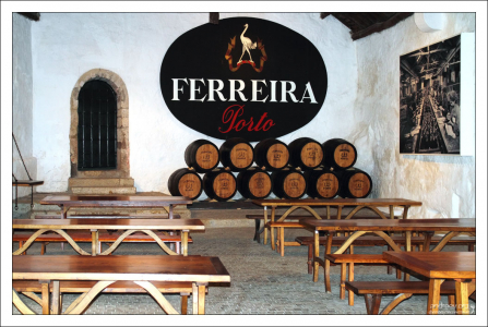 Дегустационный зал компании "Ferreira". Вила-Нова-де-Гайа.