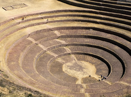 Высота каждого уровня составляла 2 метра, что создавало температурный перепад между верхней и нижней частью “колодца” в 5-6°C.