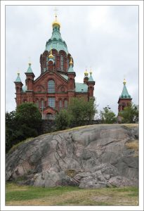 Успенский собор (Uspenskin katedraali), построен в 1868 году.