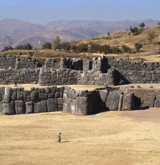 На плане города Куско, напоминающем пуму, Саксайуаман является её зубами.