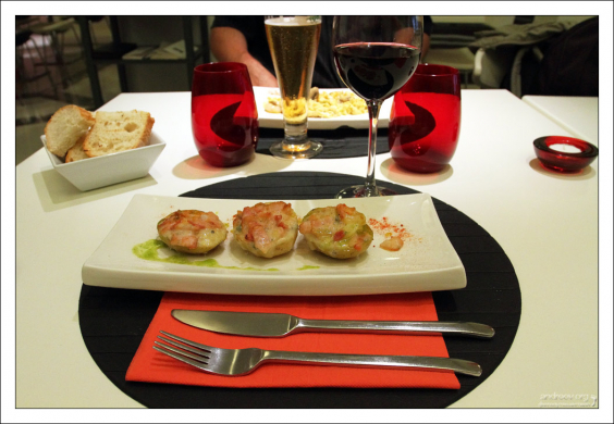 Обед в ресторане "Petit food and tales".