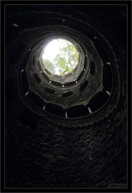 В Колодце Посвящения. Кинта да Регалейра.