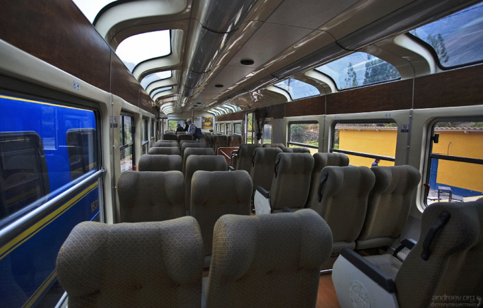 В вагоне поезда VistaDome.