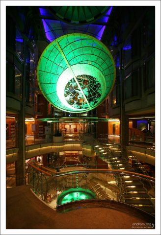 Космическая инсталляция.