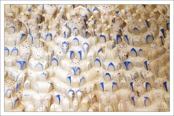 Мукарны в расцветке, более привычной русскому глазу.