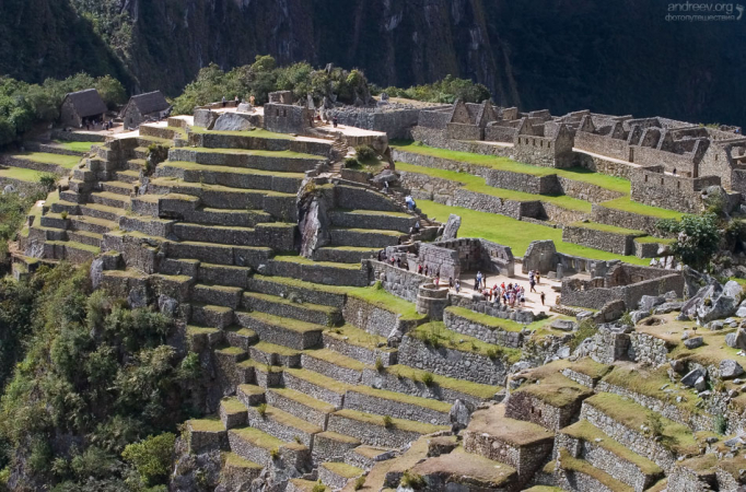 Западный склон города.