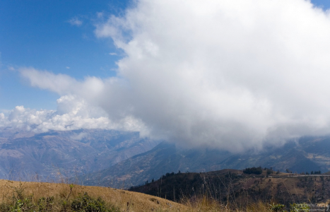 До облака можно достать рукой.
