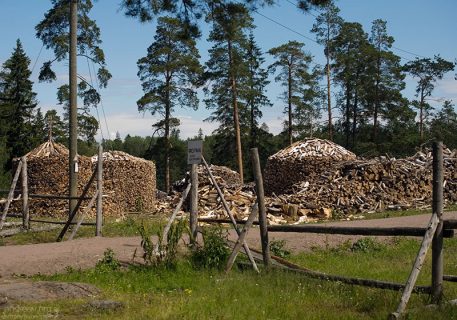 Монашеская ферма. Вход запрещен.