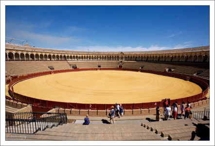 Севильская арена для корриды Маэстранса.
