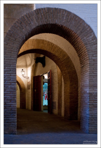 Внутренние помещения арены для корриды Маэстранса.