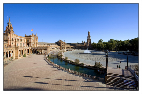 Панорамный вид на Площадь Испании (Plaza de España).