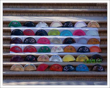 Веера на продажу. Plaza de España.